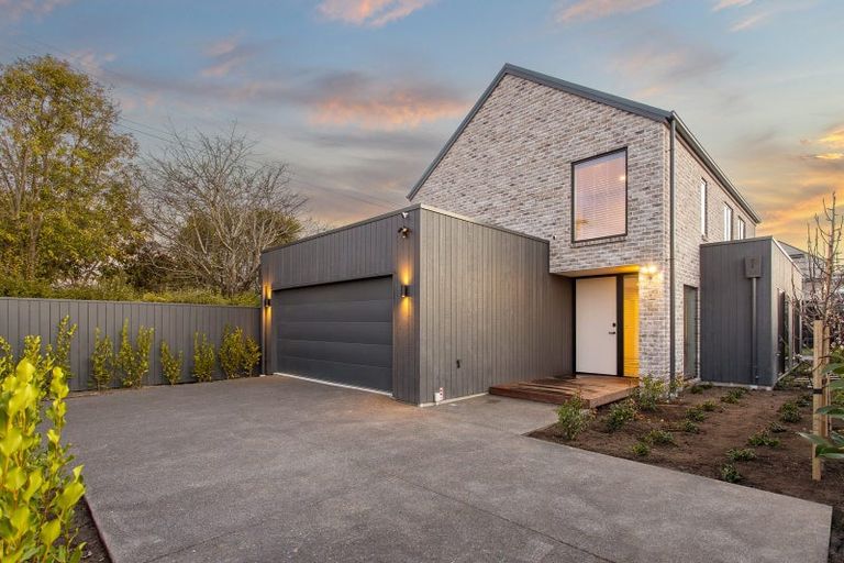Photo of property in 127 Hamilton Avenue, Ilam, Christchurch, 8041