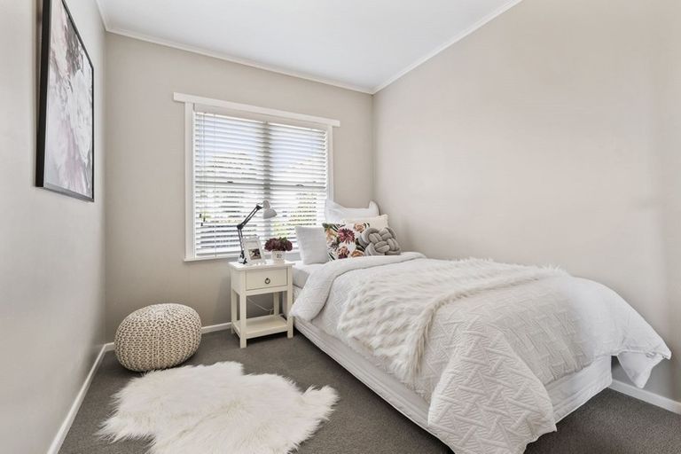 Photo of property in 44 Alma Crescent, Papakura, 2110