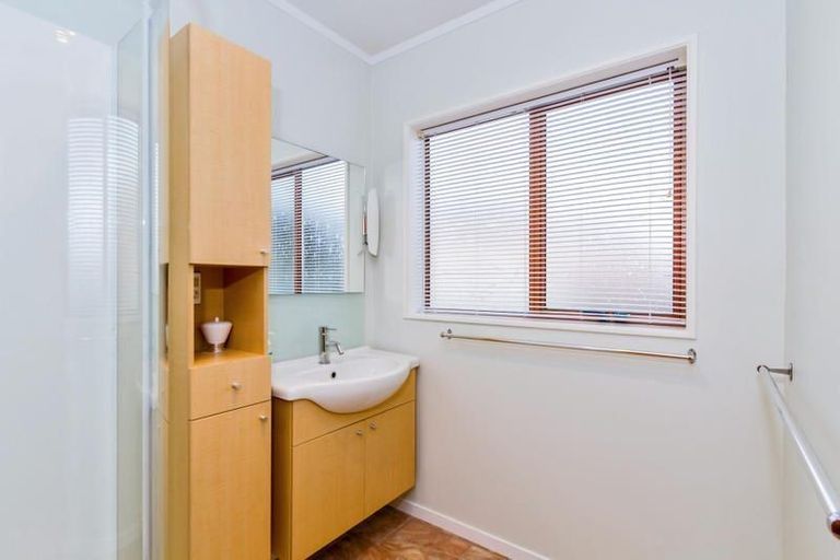 Photo of property in 3/40 Koromiko Street, New Lynn, Auckland, 0600