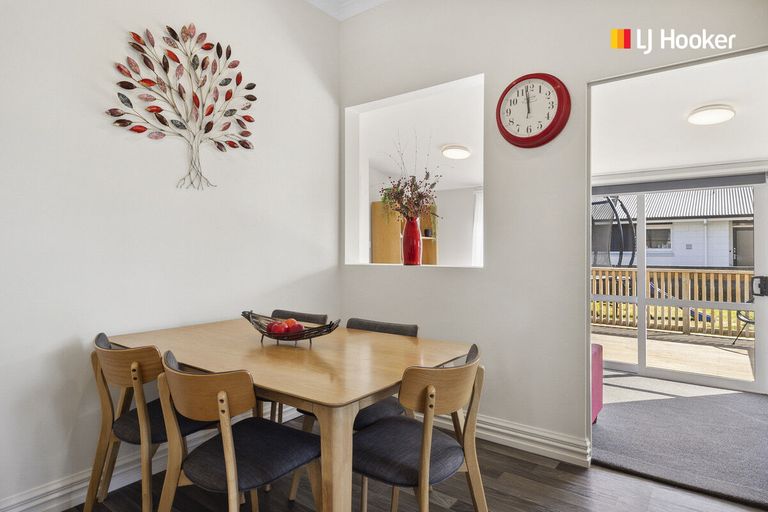 Photo of property in 156 Bay View Road, South Dunedin, Dunedin, 9012