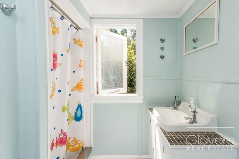 Photo of property in 794 South Titirangi Road, Titirangi, Auckland, 0604