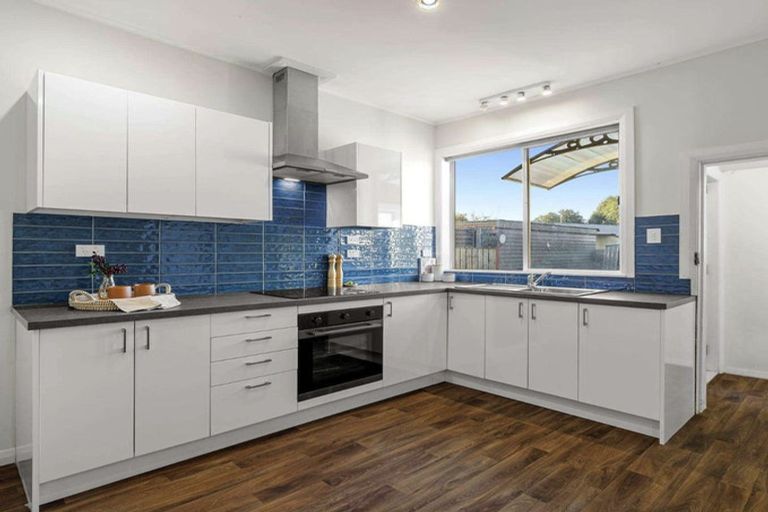 Photo of property in 11 Wyon Street, Linwood, Christchurch, 8062