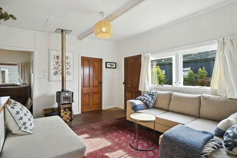 Photo of property in 62 Beach Road, Long Beach, Port Chalmers, 9081