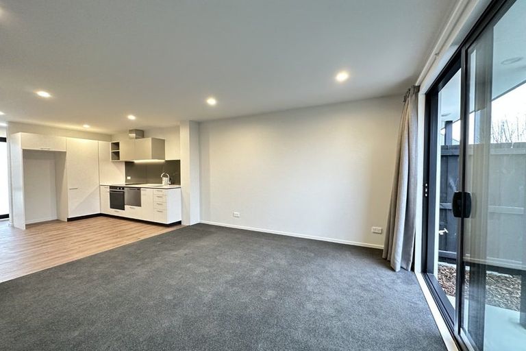Photo of property in 8/30 Frederick Street, Waltham, Christchurch, 8011