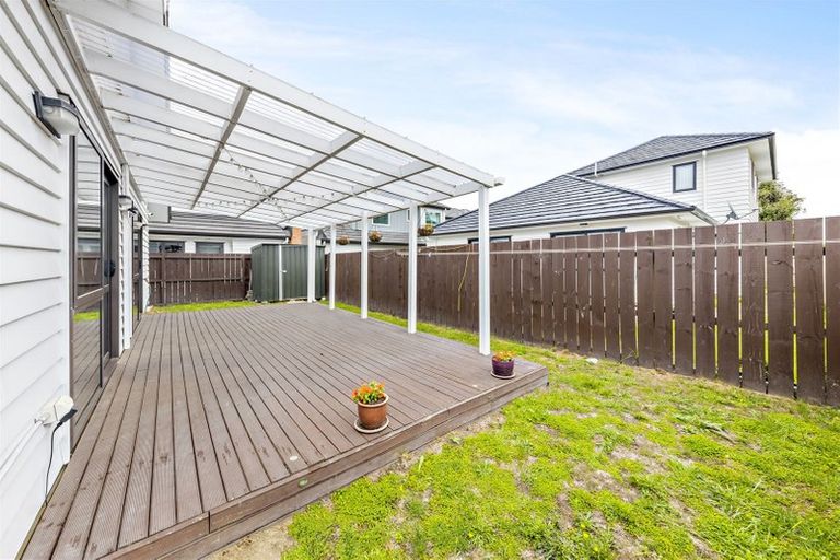 Photo of property in 51 Tarapiroe Avenue, Takanini, 2112