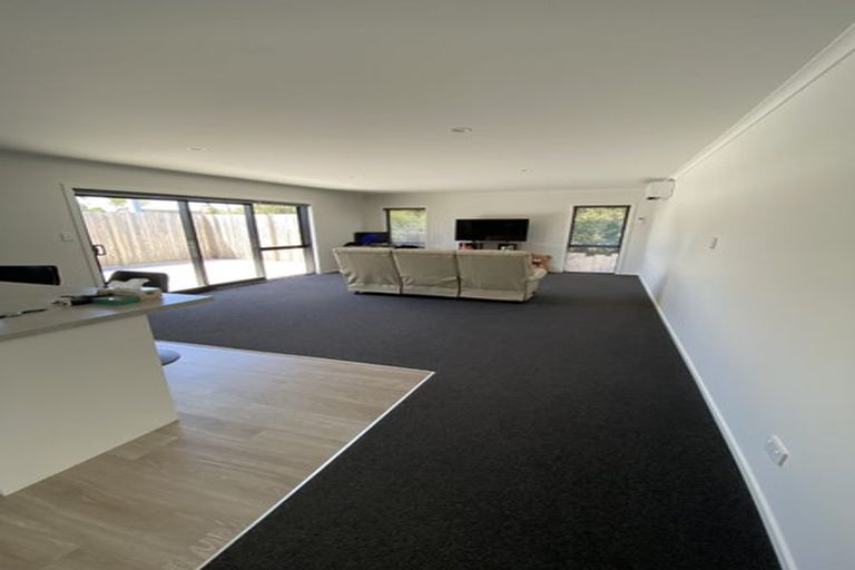 Photo of property in 18 Chelwood Street, Takaro, Palmerston North, 4412