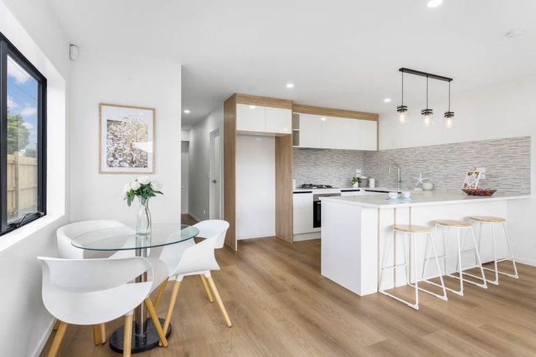 Photo of property in 1d Hollinbrigg Place, Manurewa, Auckland, 2102