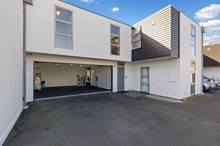 Photo of property in 60a Brockworth Place, Riccarton, Christchurch, 8011