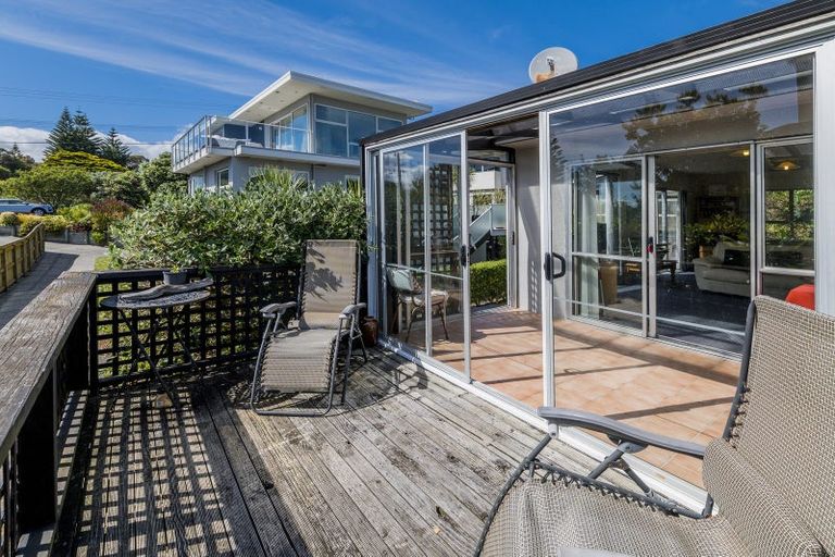 Photo of property in 78 Seaview Road, Paraparaumu Beach, Paraparaumu, 5032