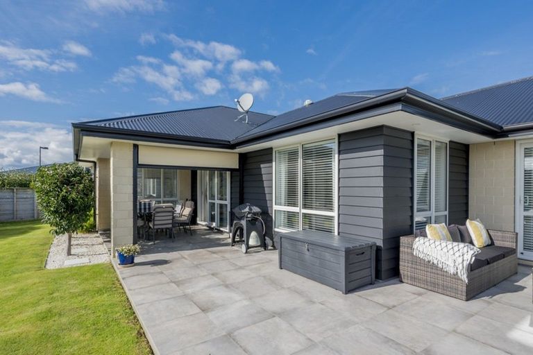 Photo of property in 18 Gladys Place, Levin, 5510