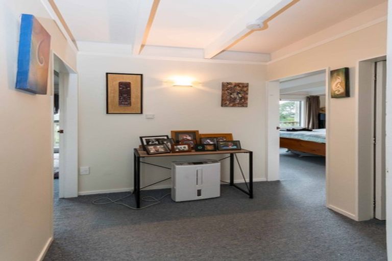 Photo of property in 2/194 Barnard Street, Wadestown, Wellington, 6012