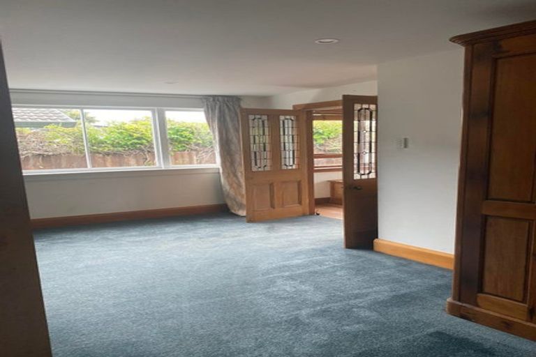 Photo of property in 35 Beckford Road, Saint Martins, Christchurch, 8022