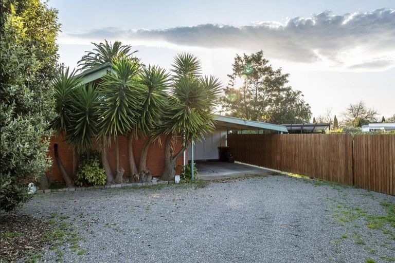 Photo of property in 63 Strasbourge Street, Martinborough, 5711
