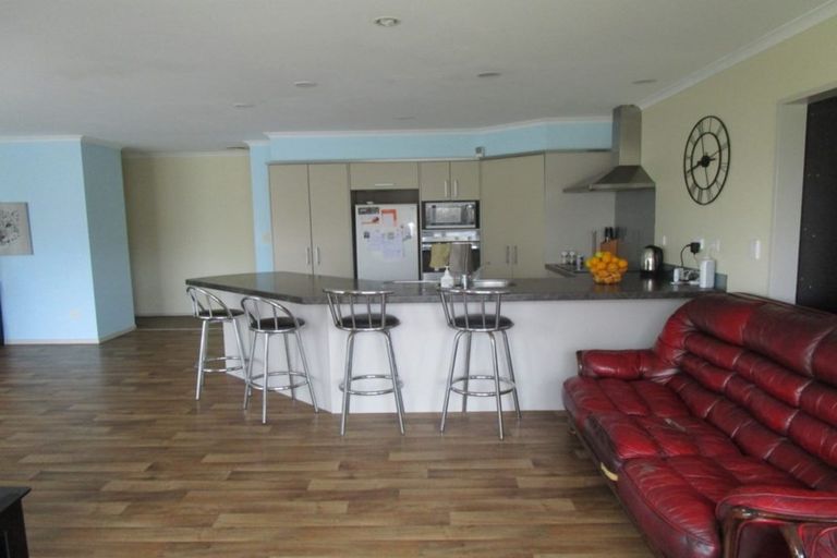 Photo of property in 1 Valley Road, Waiuku, 2123