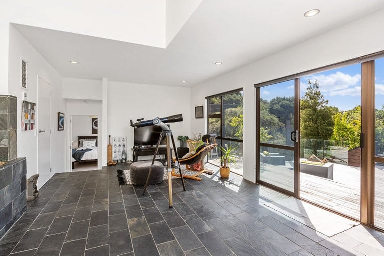 Photo of property in 26 Postgate Drive, Whitby, Porirua, 5024