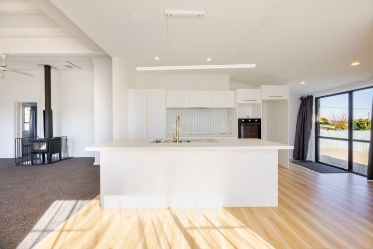 Photo of property in 214 Porangahau Road, Waipukurau, 4200