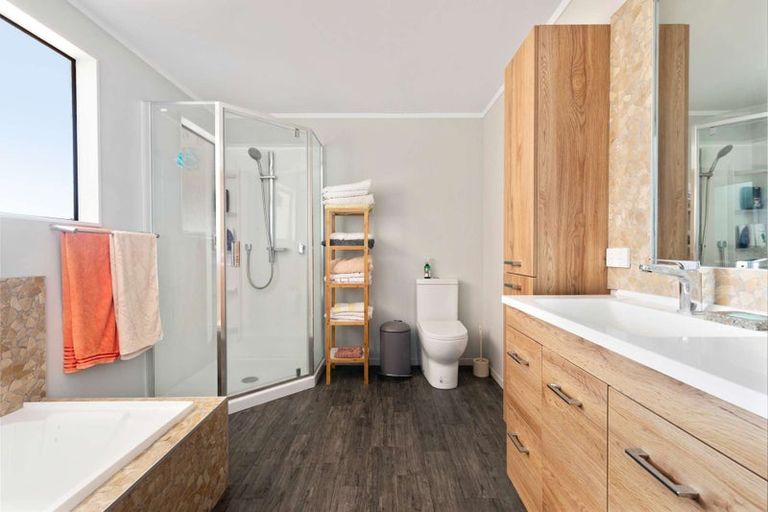 Photo of property in 31 Totara Street, Edgecumbe, 3120
