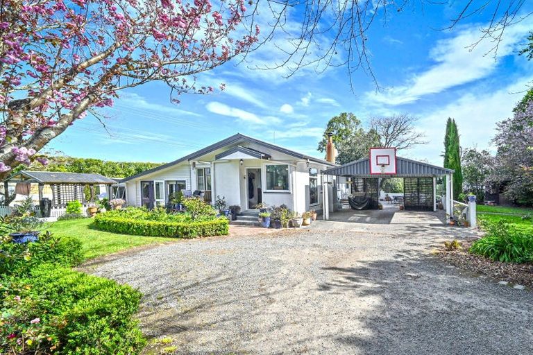 Photo of property in 72 Raupare Road, Twyford, Hastings, 4175