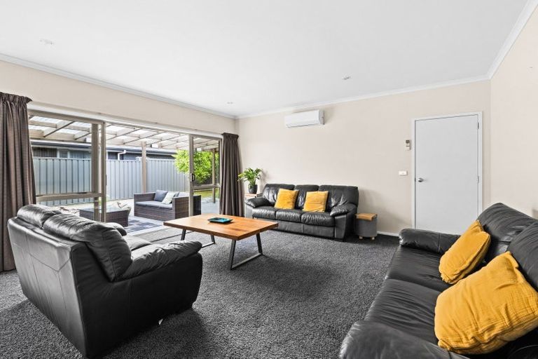 Photo of property in 60 Kapiti Drive, Poraiti, Napier, 4112