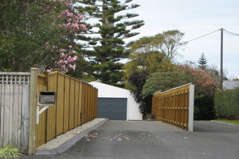 Photo of property in 127a Seaview Road, Westown, New Plymouth, 4310
