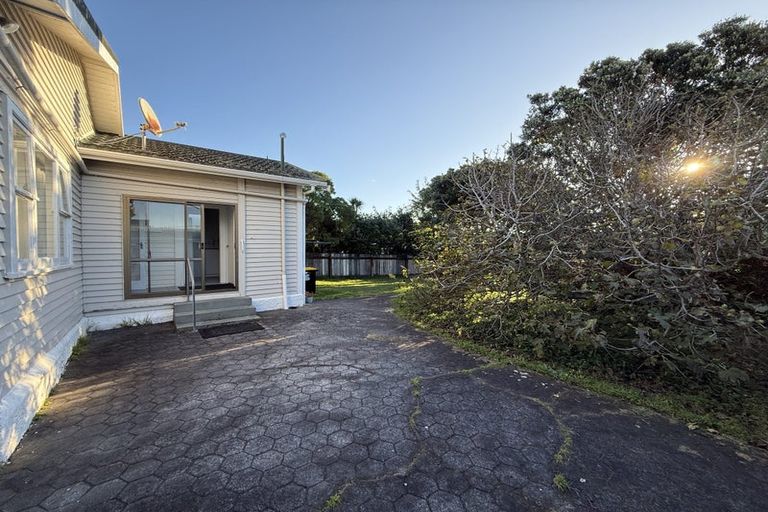 Photo of property in 13 Torridon Road, Miramar, Wellington, 6022