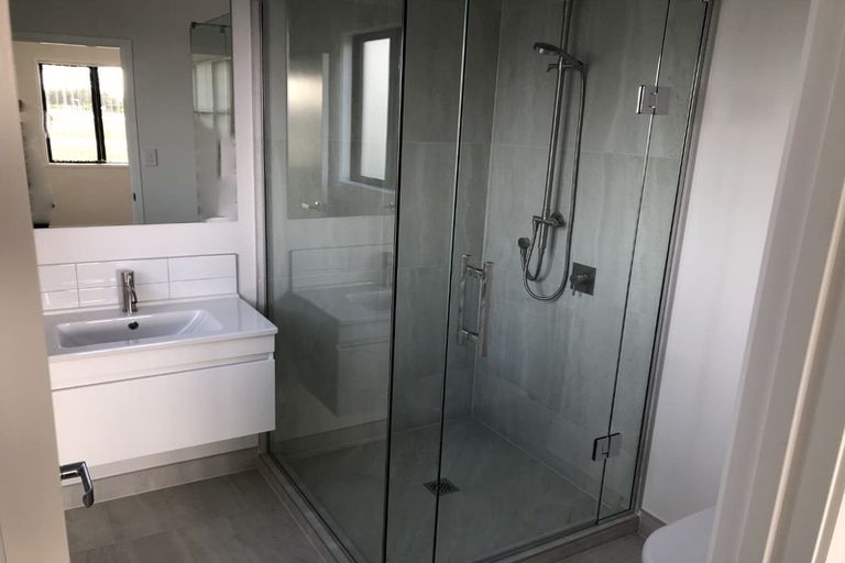 Photo of property in 59 Hayfield Way, Karaka, Papakura, 2113