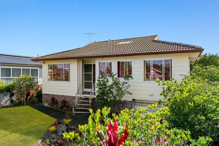 Photo of property in 3 Michelle Place, Mangere, Auckland, 2022