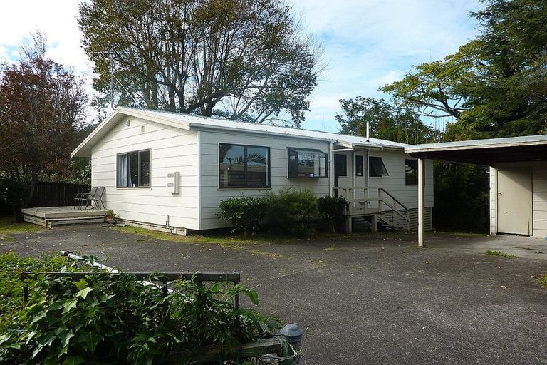 Photo of property in 2/6 Esperanto Road, Papatoetoe, Auckland, 2025