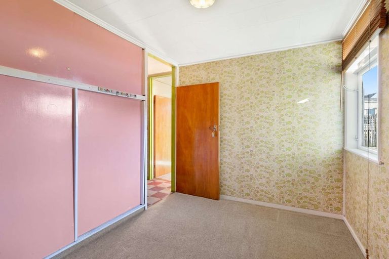 Photo of property in 21 Raupo Street, Castlecliff, Whanganui, 4501