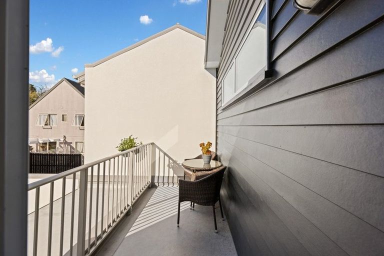 Photo of property in 60a Brockworth Place, Riccarton, Christchurch, 8011