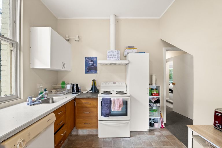 Photo of property in 29 Hyde Street, North Dunedin, Dunedin, 9016