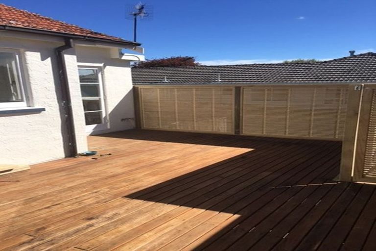 Photo of property in 2/72 Nile Road, Milford, Auckland, 0620