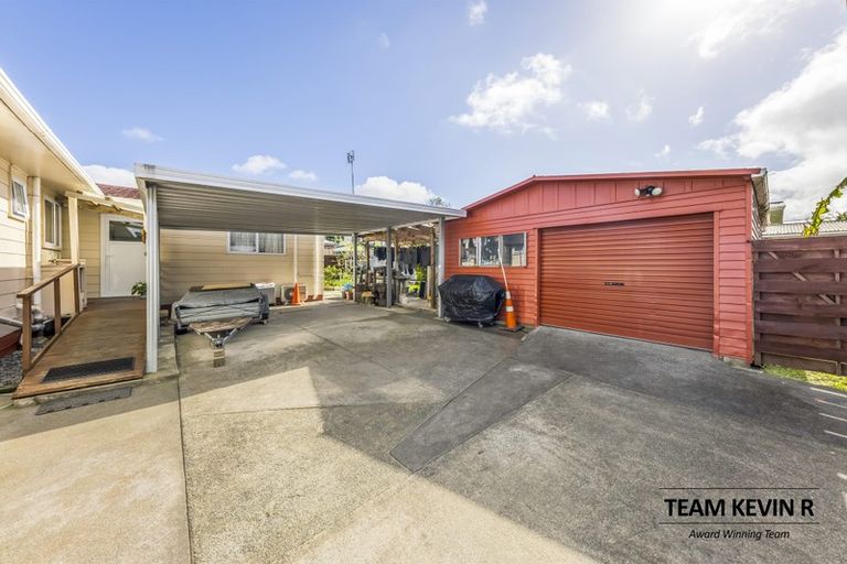 Photo of property in 34 Marvon Downs Avenue, Pakuranga Heights, Auckland, 2010