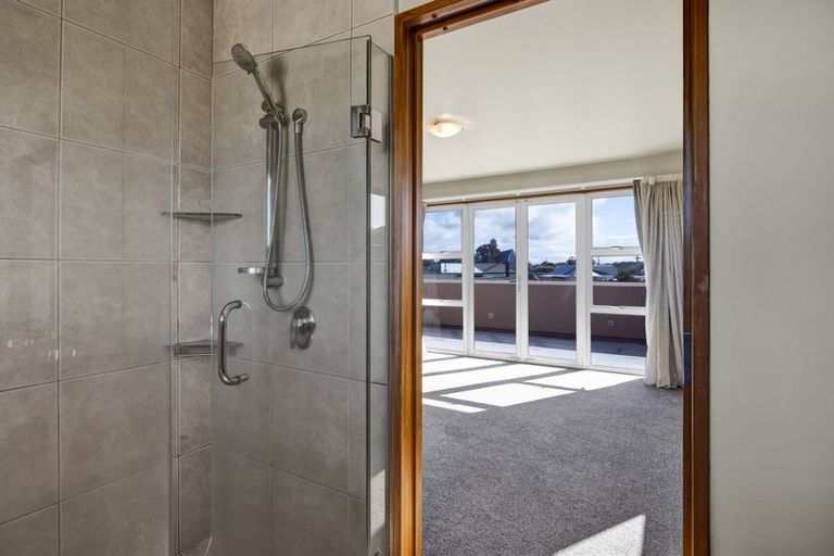 Photo of property in 19 Mccarthy Street, Hawera, 4610