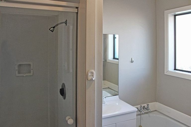 Photo of property in 220 Waimairi Road, Ilam, Christchurch, 8041
