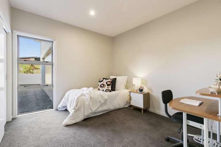 Photo of property in 18 Cosgrove Rise, Riverstone Terraces, Upper Hutt, 5018