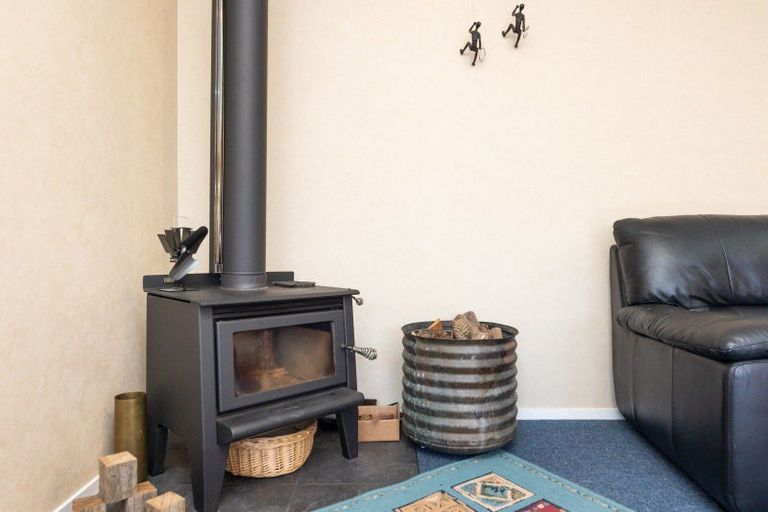 Photo of property in 54 Peter Hall Drive, Kelvin Grove, Palmerston North, 4414