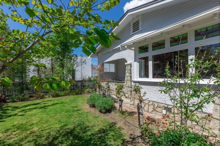 Photo of property in 1 Carnell Street, Napier South, Napier, 4110