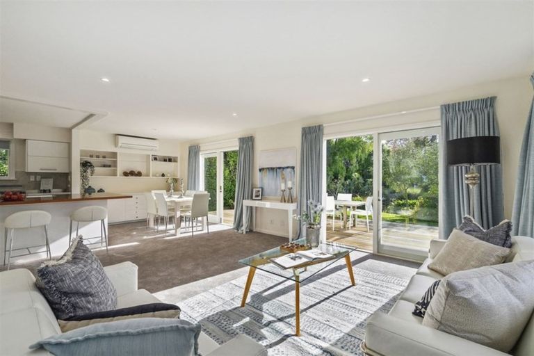 Photo of property in 15 Wairarapa Terrace, Merivale, Christchurch, 8014