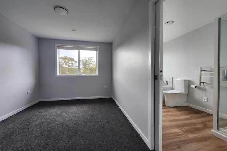 Photo of property in 12 Topsail Way, Whitby, Porirua, 5024