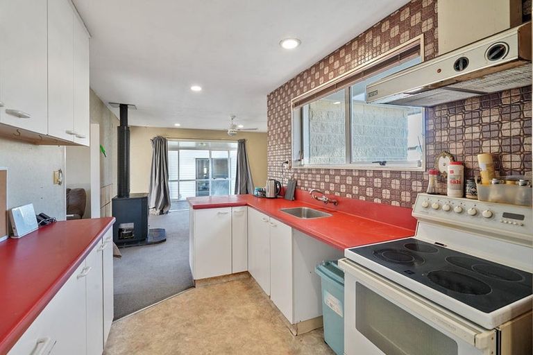 Photo of property in 7 Mckellar Place, Hornby, Christchurch, 8042