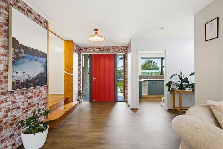 Photo of property in 4 Pollen Street, Woodville, 4920
