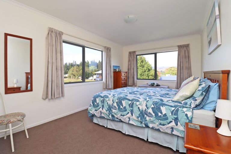 Photo of property in 11 Oakham Street, Hampden, 9410