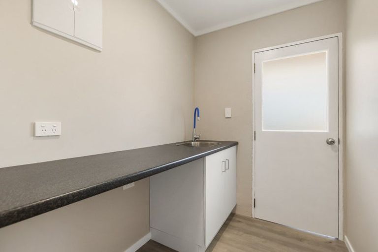 Photo of property in 70 Newcastle Street, Clyde, 9330