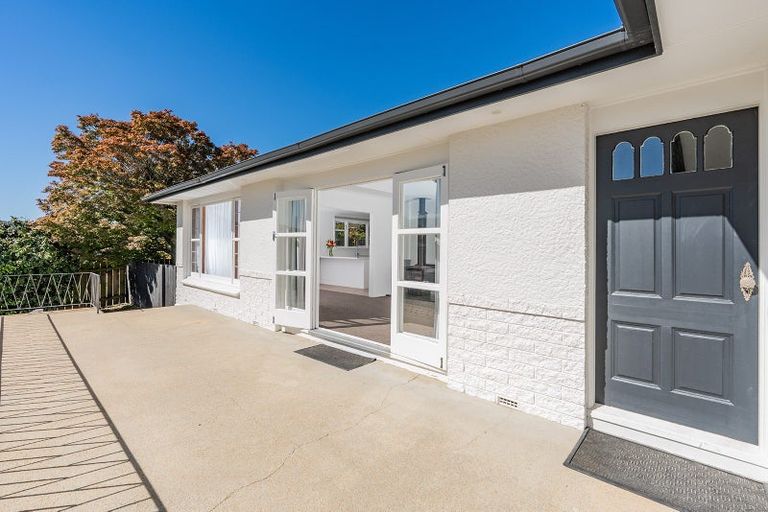 Photo of property in 17 Kennedy Road, Fairfield, Dunedin, 9018