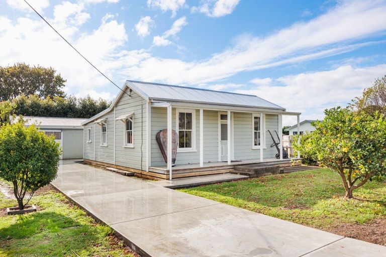 Photo of property in 12 Ngaire Street, Longburn, Palmerston North, 4412