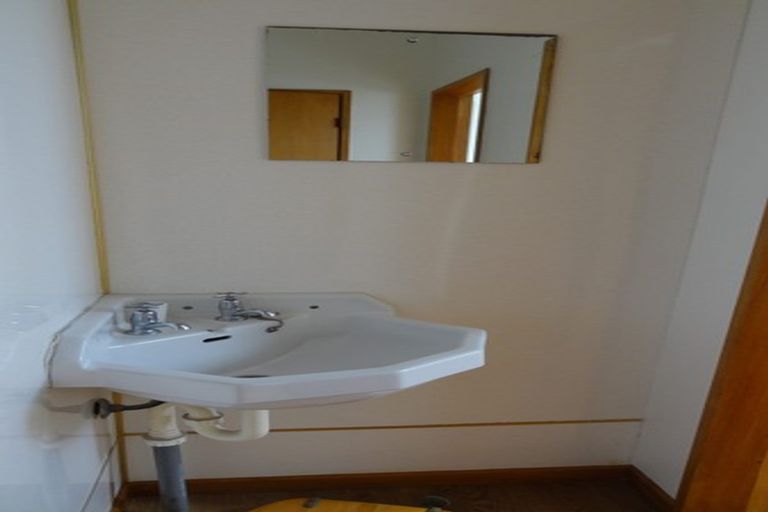 Photo of property in 48a Tireti Road, Titahi Bay, Porirua, 5022