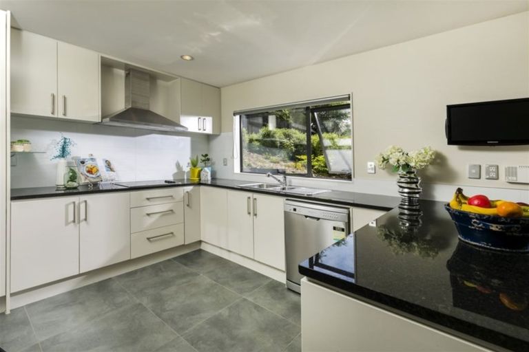 Photo of property in 203e Don Buck Road, Massey, Auckland, 0614