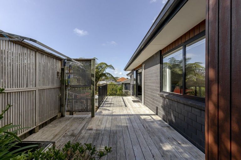 Photo of property in 58b Lorna Street, Lynmouth, New Plymouth, 4310