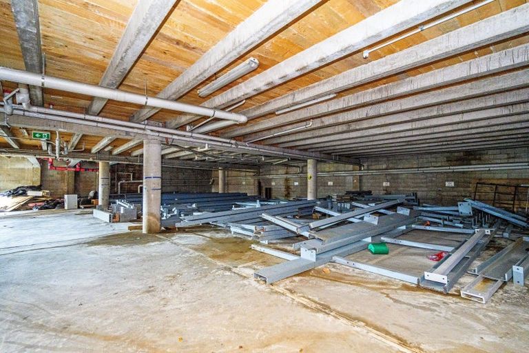 Photo of property in 23 Hargreaves Street, Mount Cook, Wellington, 6021